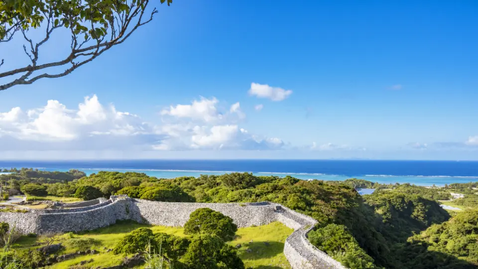Follow this Okinawa Itinerary and Discover the Region's Nature and History