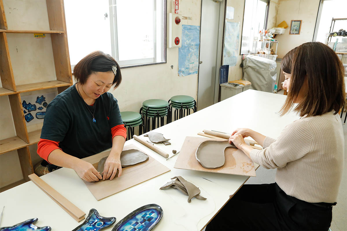 ishigaki pottery studio lesson