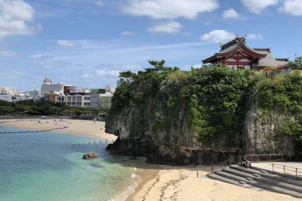 naminoue beach okinawa