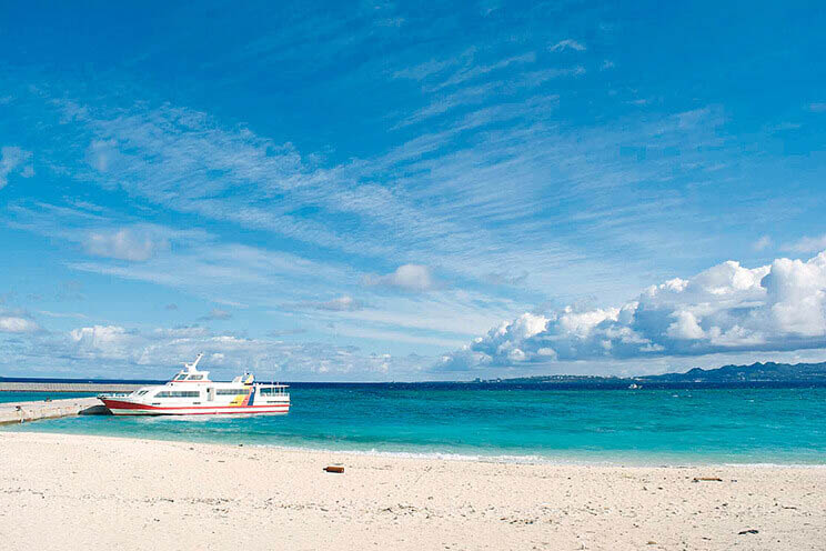 minna island boat beach