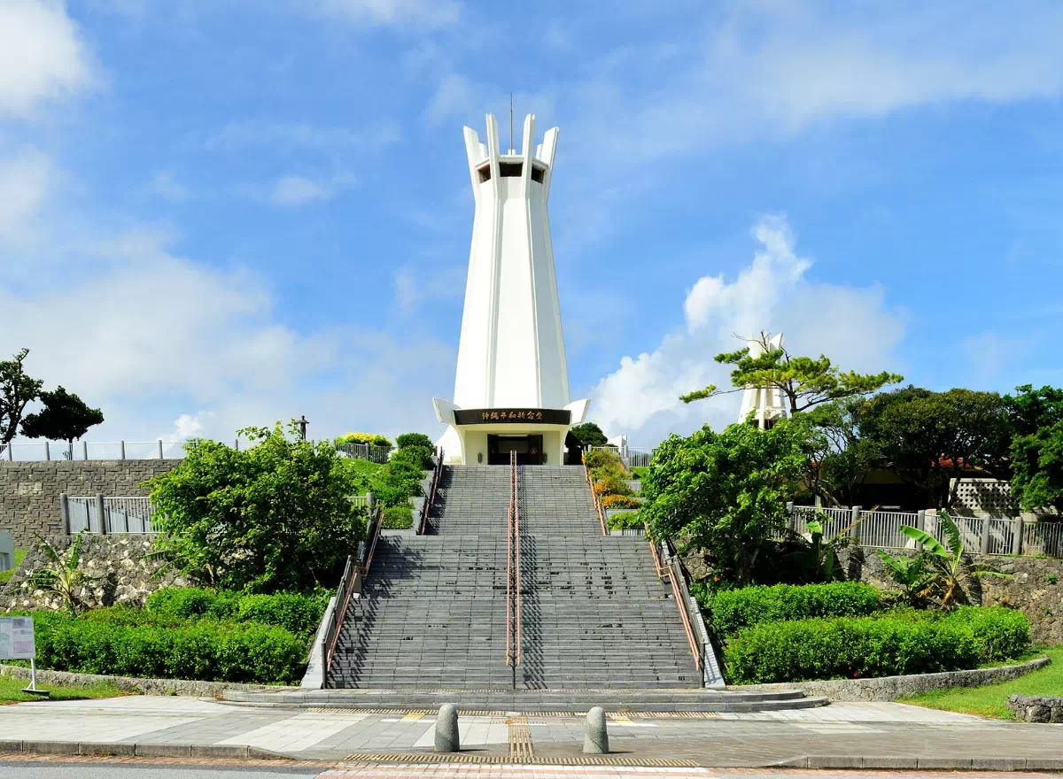 itoman nanjo peace memorial