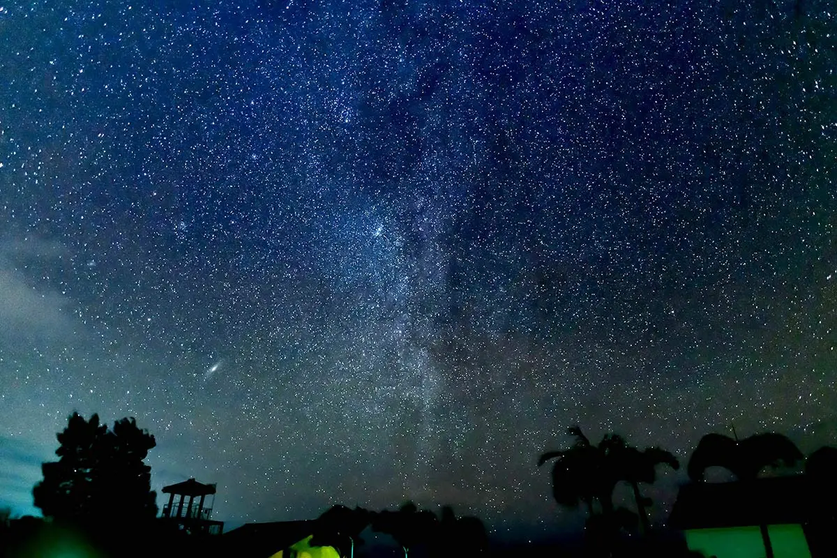 ishigaki island night sky