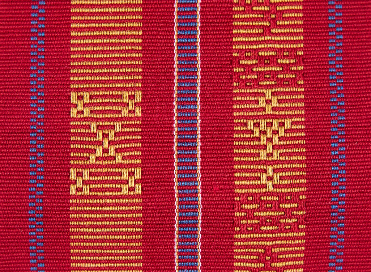 traditional textiles yuntanza minsa