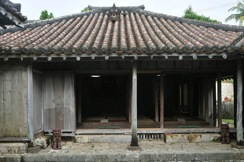 traditional okinawan house