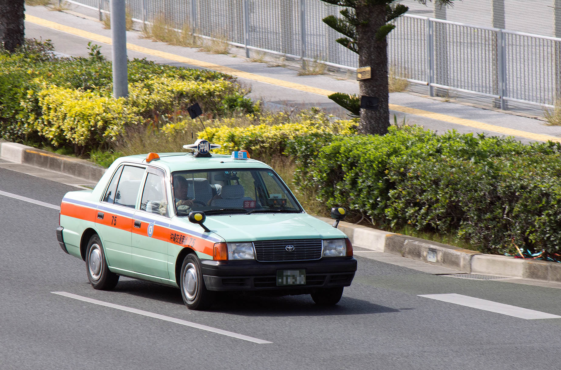 okinawa taxi car