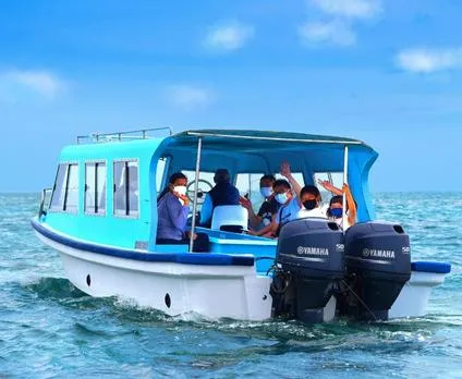 mibaru beach glassboat