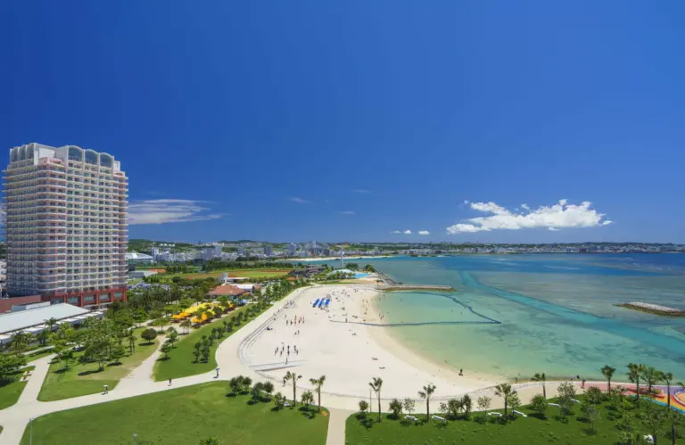 THE BEACHTOWER OKINAWA