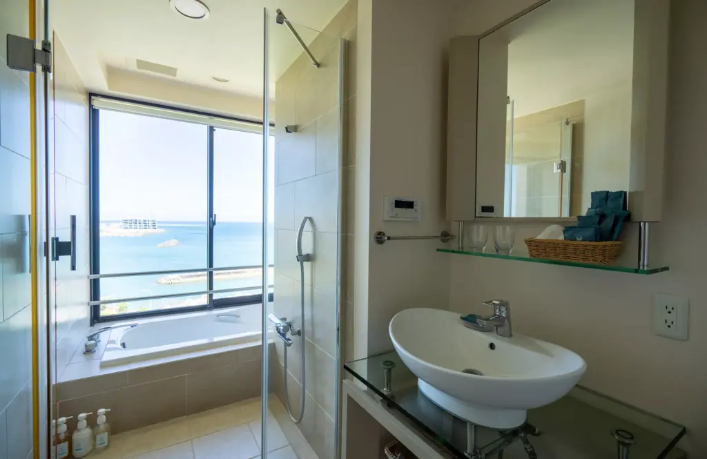 Moon Ocean GINOWAN HOTEL & RESIDENCE