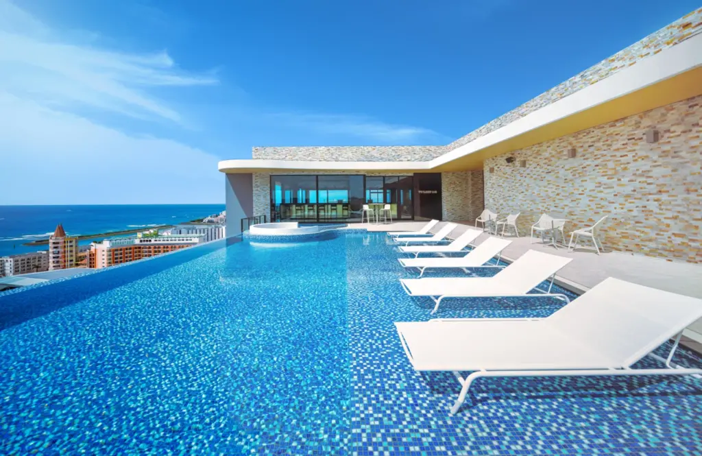 RIHGA Royal Resort Okinawa Chatan