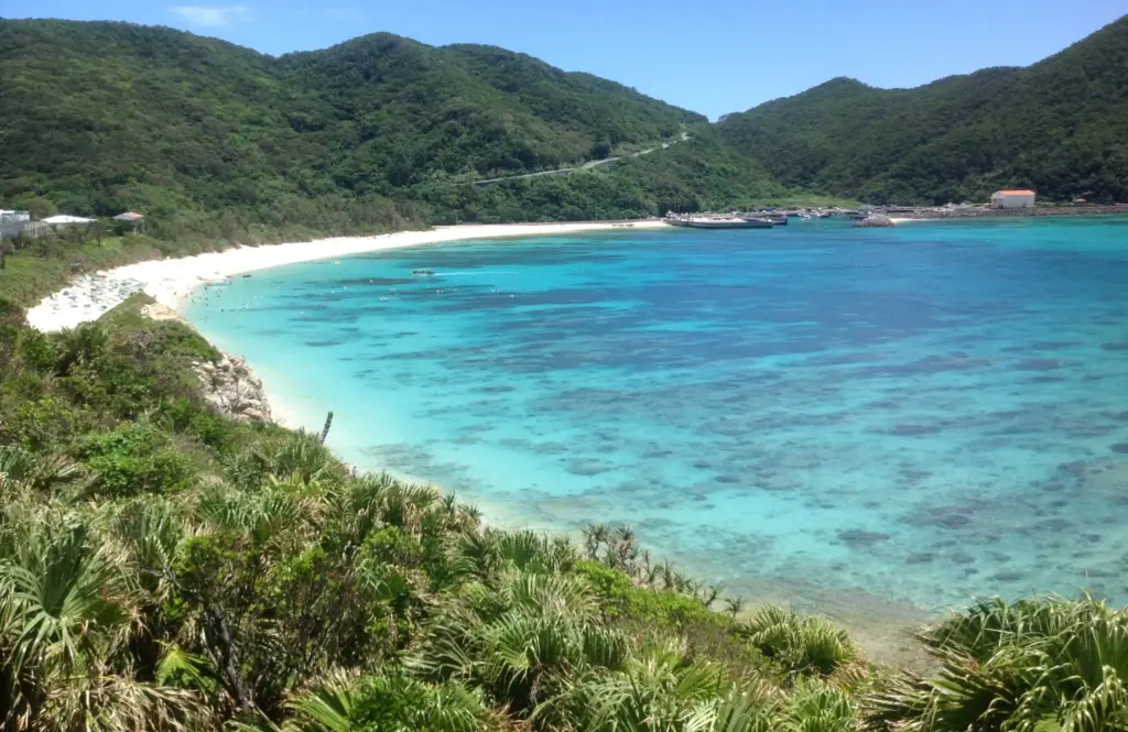 Aharen Beach