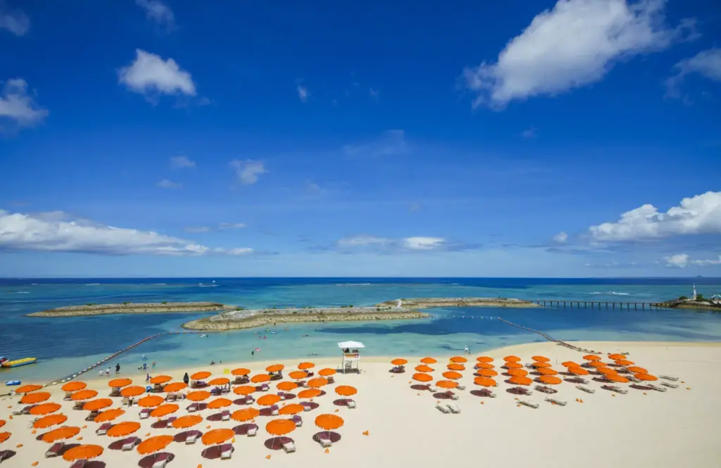 Sunmarina Beach