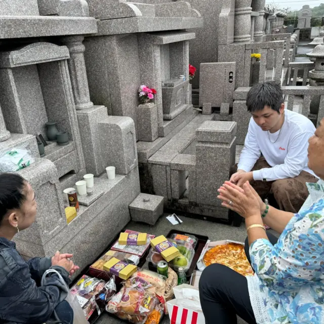 Have you heard of Shīmī, a unique family tradition in Okinawa? 🌺
Shīmī is a spring tradition where families gather at their ancestors' gravesites to honor them and share meals together. 🍱 During this time, local supermarkets are filled with special ingredients just for Shīmī! 🛒 It’s a heartfelt way to feel connected to past generations, as if sharing the food with them. 💖

If you come across this tradition during your visit, take a moment to reflect on the warmth of Okinawan culture and the deep bonds of family. 🕊️

#Okinawa #Okinawaprefecture #Visitokinawa #Visitokinawajapan #Exploreokinawa #Discoverokinawa #Japantrip #Triptojapan #Okinawatravel #Okinawaculture #Cultureokinawa #Okinawashimi #Shimiokinawa #Okinawatradition #Traditionokinawa #Understandingokinawa #Understandingokinawaculture #Familytradition #Okinawafamilytradition #Japantradition #Traditionjapan #Japanculture #Culturejapan  #Traditionalculture #Traditionaljapanculture #Traditionalokinawaculture #Traditionalevent #Okinawatraditionalevent #Okinawatraditionalgathering