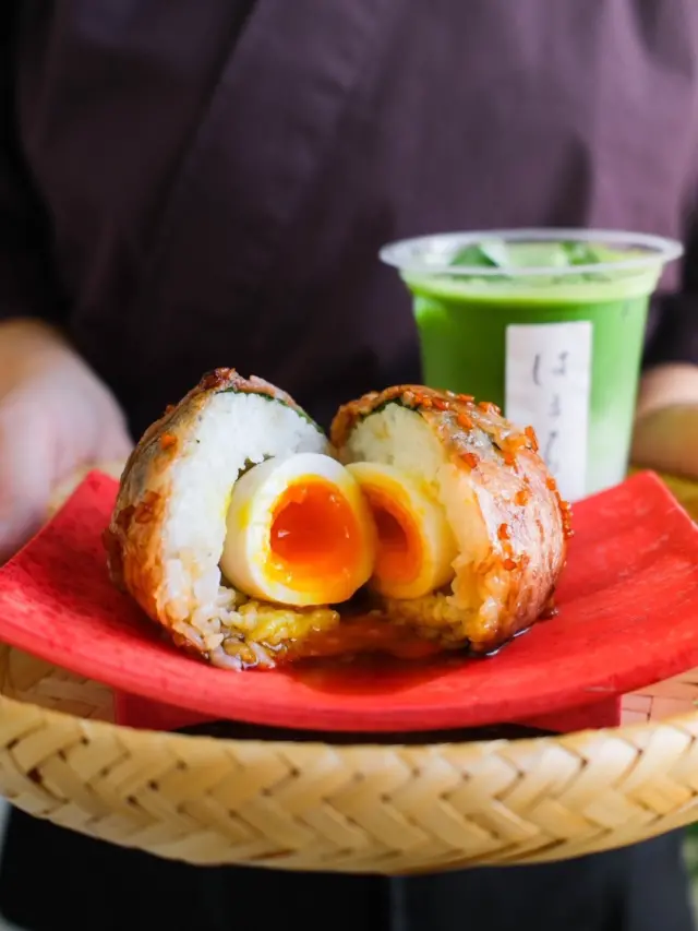 Okinawa is known for its high-quality local ingredients, including a variety of branded meats such as Motobu Beef and Kibimaru Pork.
At Haruchii in Asato, Naha city, you can enjoy their “Nikumaki Musume”, a delicious rice ball wrapped in meat and made with locally sourced Okinawan ingredients! ✨
 
Kibimaru Pork is a premium pork brand developed by Fukumaru Farm in Itoman City.
The pigs are raised on locally harvested food such as sugarcane molasses, purple sweet potato 🍠, mugwort, and choumei-so leaves (Local Okinawan vegetable, famous for its contribution to longevity)🌿. “Kibi”from Kibimaru pork derives from satoukibi, the Japanese word for sugarcane! ✨
 
You can also find some of Haruchii’s other products at supermarkets and roadside stations (Michi-no-Eki) across Okinawa.
On your next trip to Okinawa, why not explore the island’s unique cuisine made with fresh, local ingredients? 😋
 
※Product availability varies by location and date.
For more information, check out @haruchii_okinawa !
 
📍Haruchii(はるちい)
100 Kinjo Apartment, Asato, Naha City
About a 7-minute walk from Makishi Station on the Yui Rail.
 
#VisitOkinawa #Beokinawa #Okinawacuisine #Foodietravel